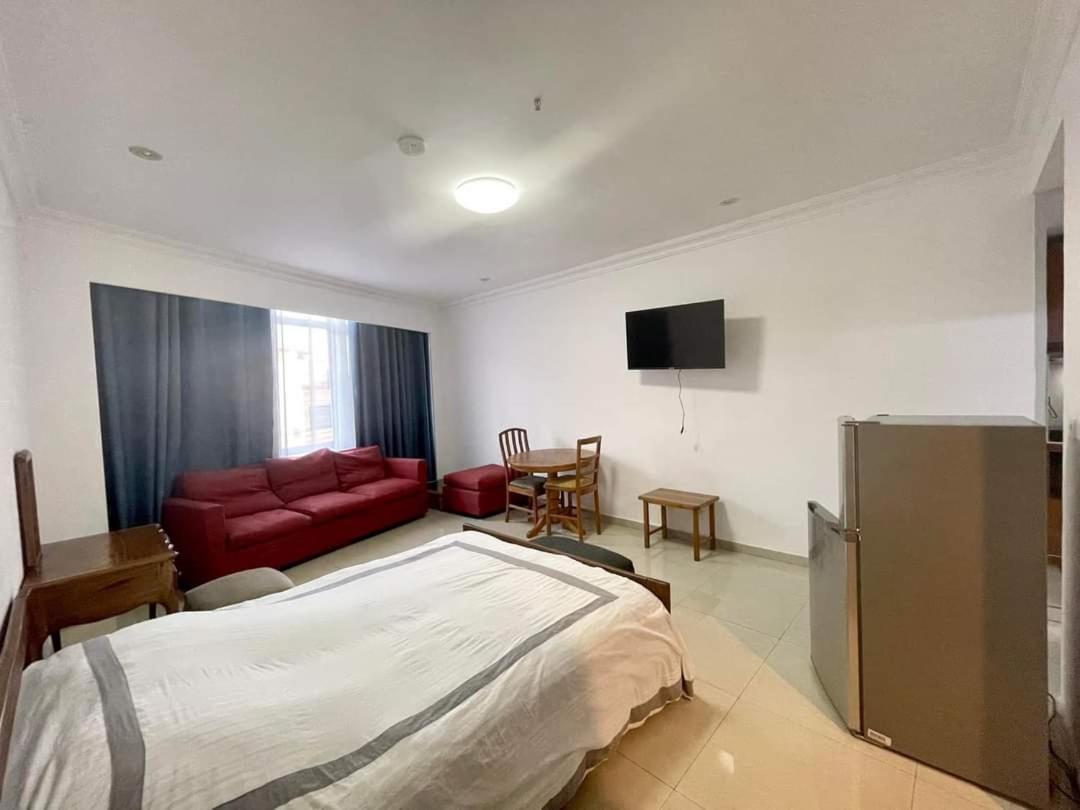 Residence D Ankadifotsy アンタナナリボ エクステリア 写真